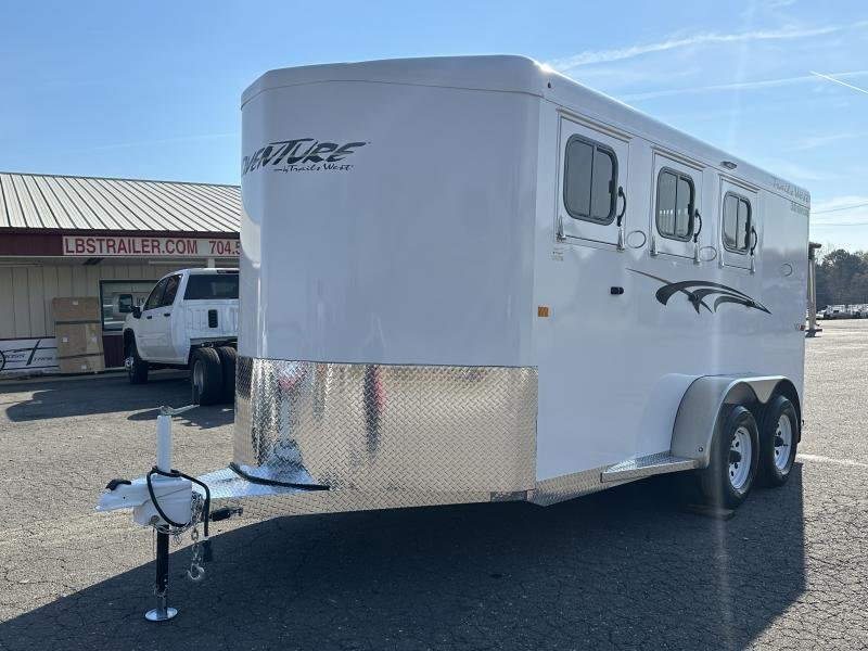 Used 2000 Sundowner Trailers Sierra 3H 8012 LQ w/4' slant wall mid tack