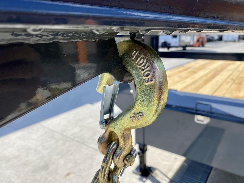 New 2024 Lamar 102x32' Gooseneck Hydraulic Dovetail Deckover Trailer