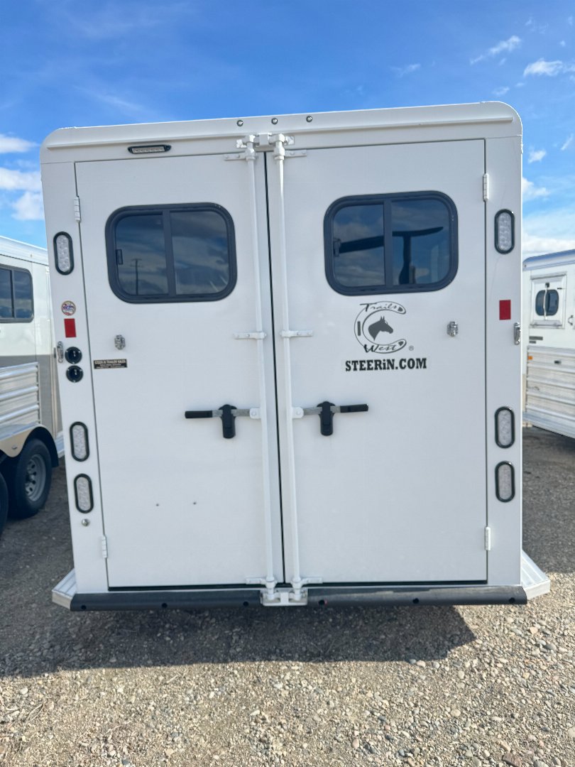 New 2024 Trails West 3H CLASSIC BH Horse Trailer Three Forks Montana