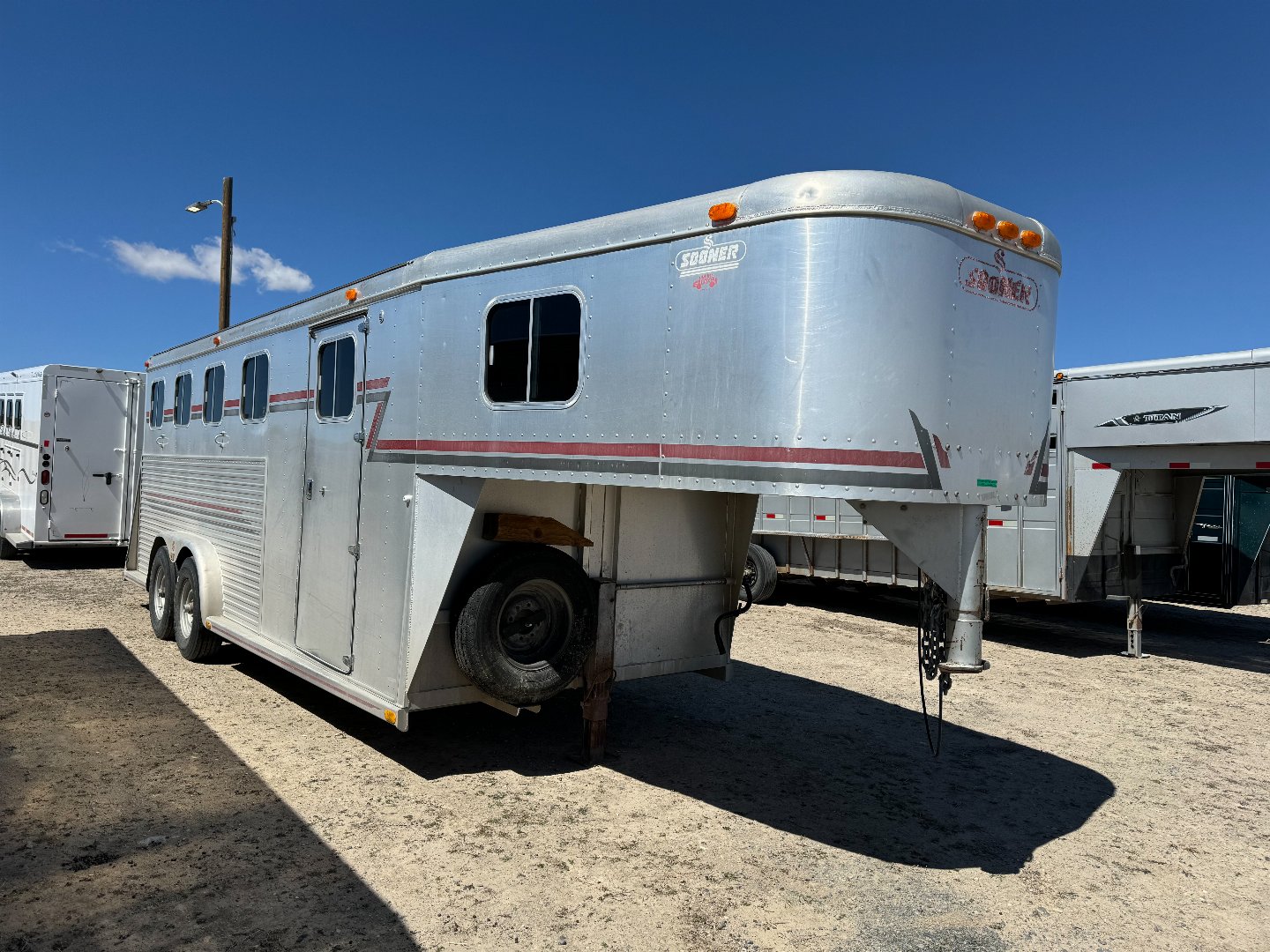 Used 1994 Sooner 4H GN Horse Trailer Three Forks Montana
