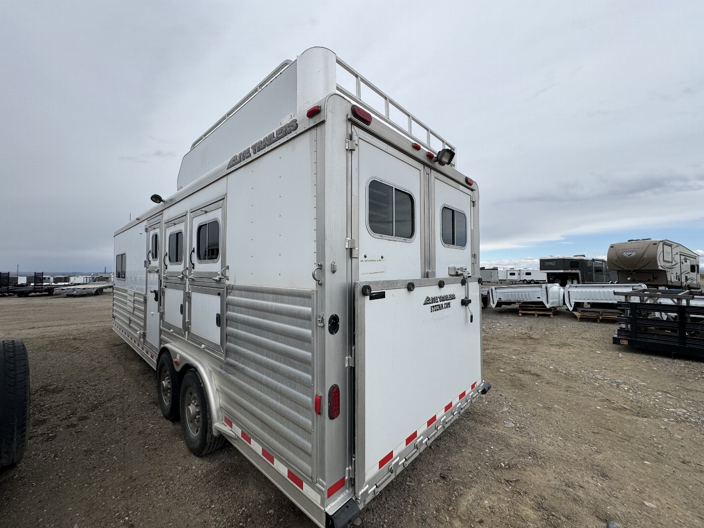 Used 2013 Elite Trailers 3H LQ Horse Trailer W/ Living Quarters Three