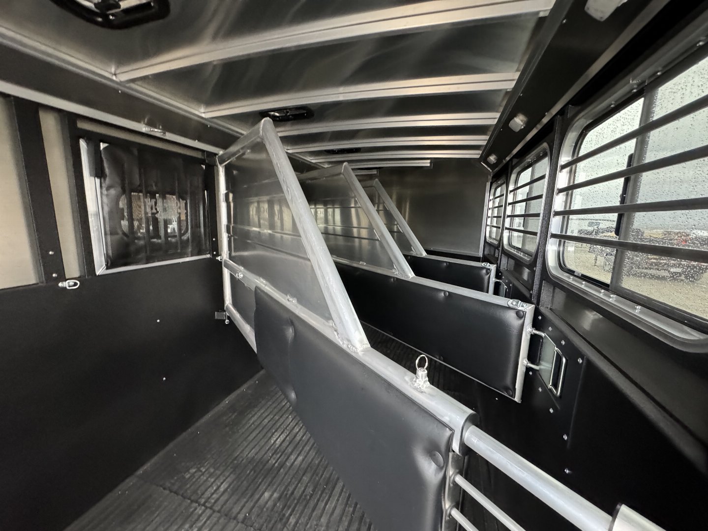 New 2024 LOGAN COACH Bullseye 4H GN w/ Side Tack Kalispell Montana