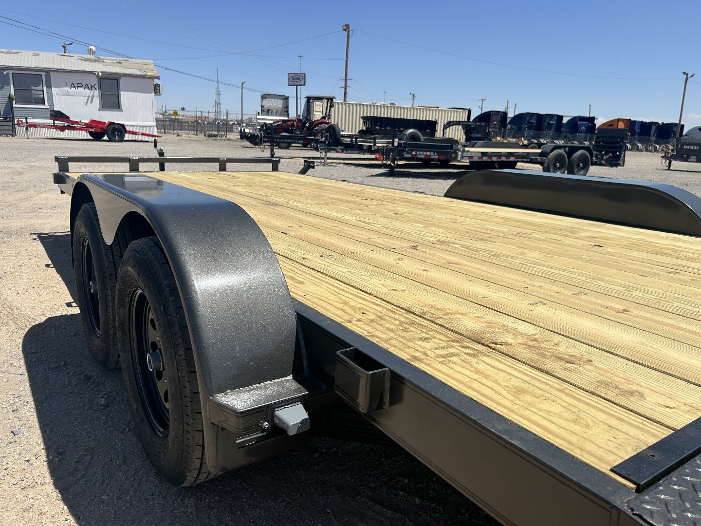 New 2024 VAR 7x18 Car Hauler El Paso Texas