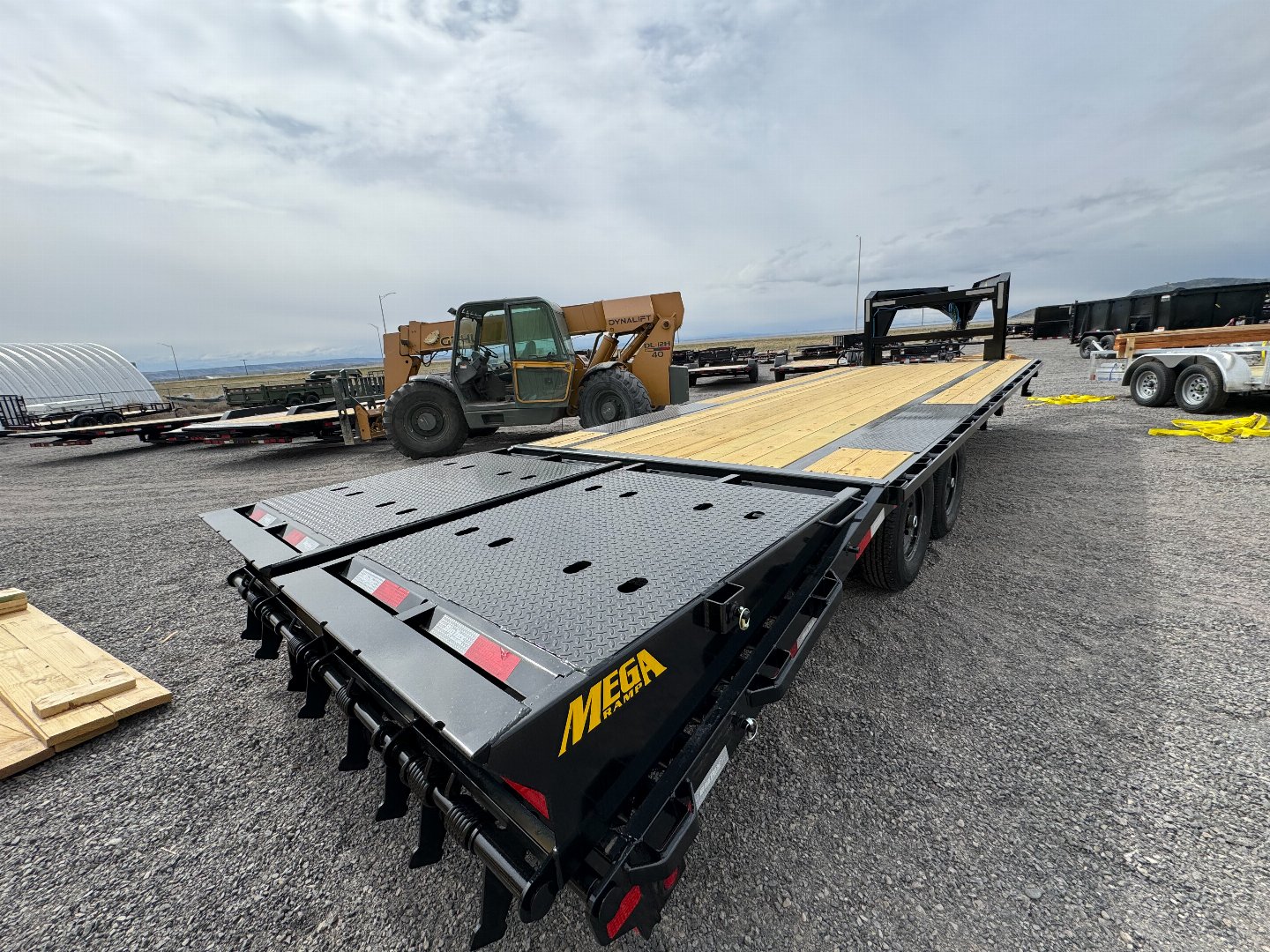 New 2024 BIG TEX TRAILERS 14GN 20+5 Flatbed Trailer Three Forks Montana