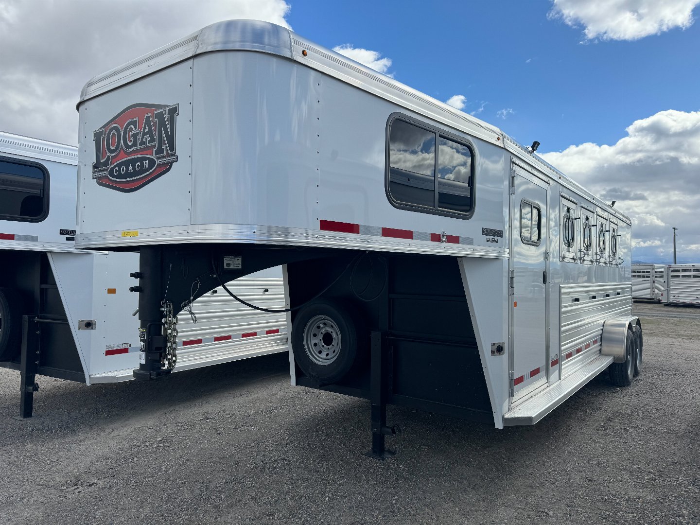 New 2024 LOGAN COACH Bullseye 4H GN Horse Trailer Three Forks Montana