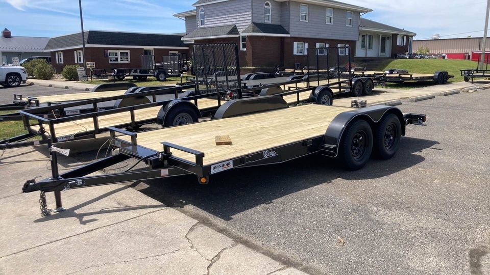 New 2025 P & T Trailers 16' wood deck Car Hauler Marmora New Jersey