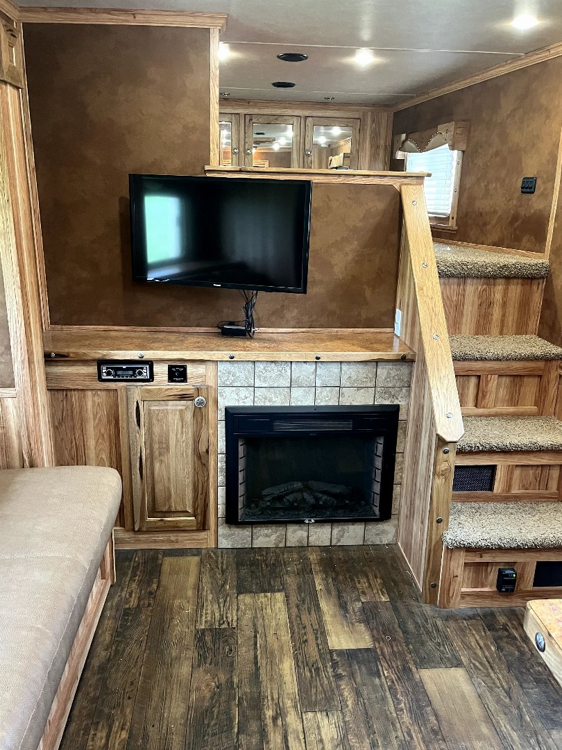 Used 2016 Featherlite Trailers 4H 16' LQ Horse Trailer Randolph Minnesota