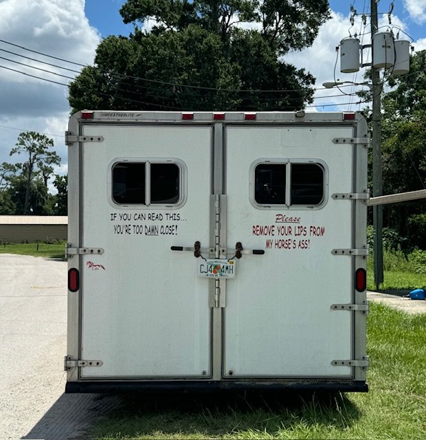 Used 1990 Featherlite 8' wide 2 horse w/ 16' lq Trailers Horse Trailer