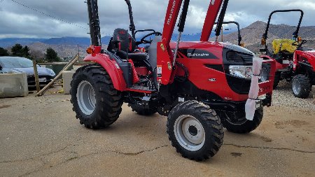 New 2023 Mahindra 1640 HST