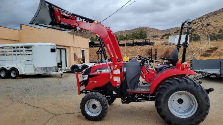 New 2023 Mahindra 1640 HST