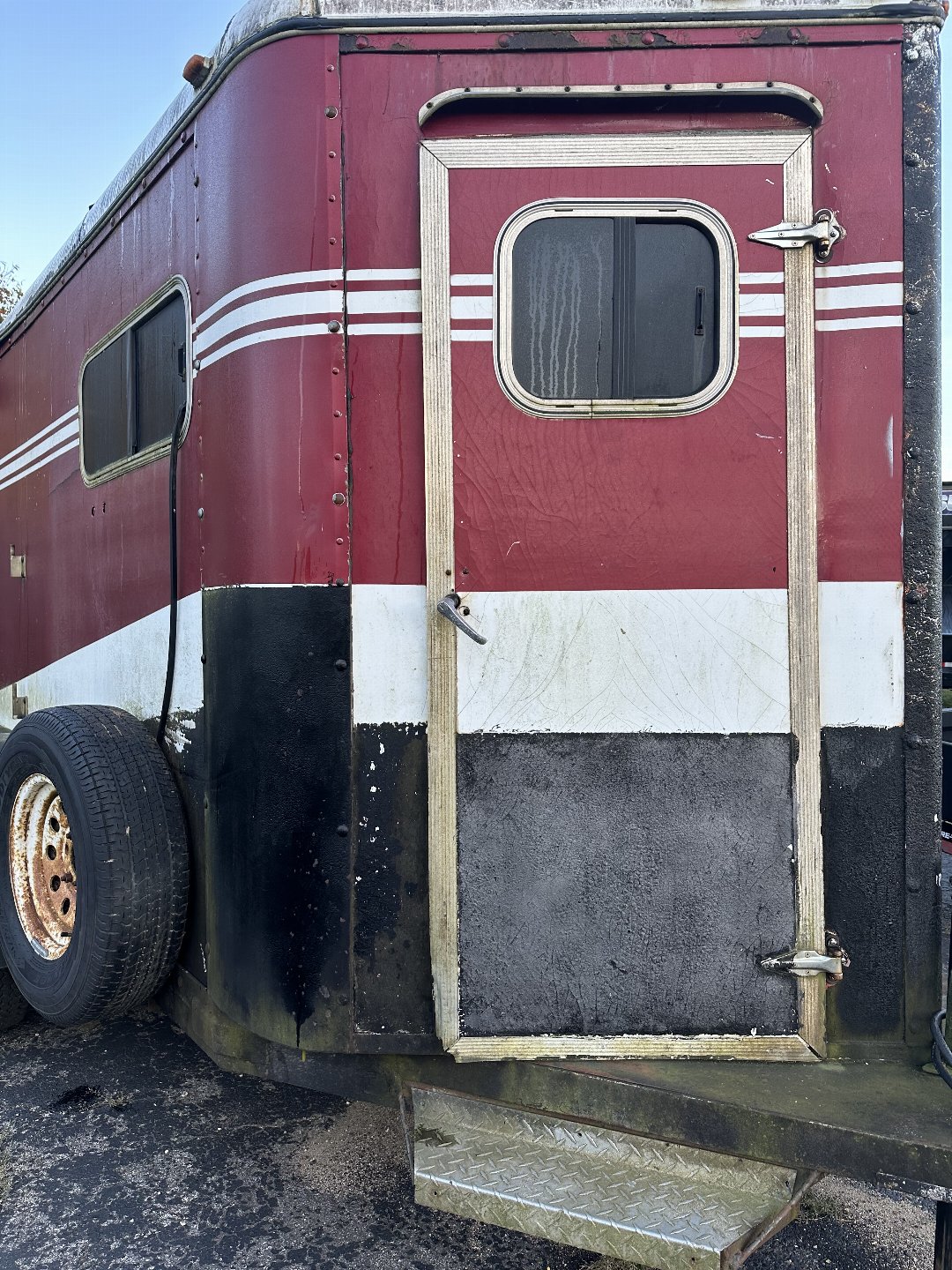 Used 1994 TUFF CAT HORSE / STOCK TRAILER