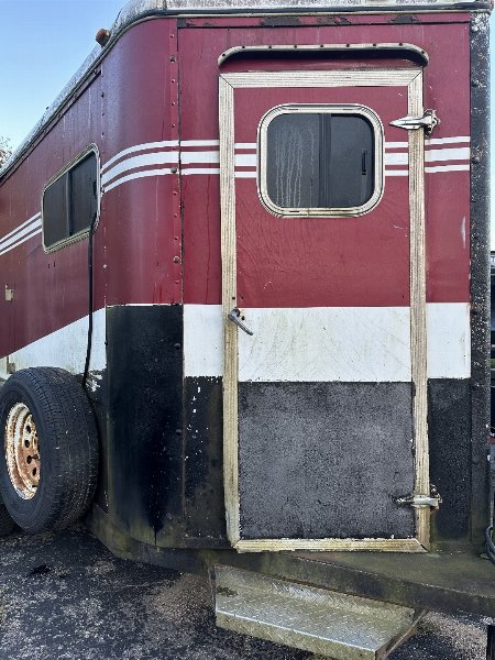 Used 1994 TUFF CAT HORSE / STOCK TRAILER