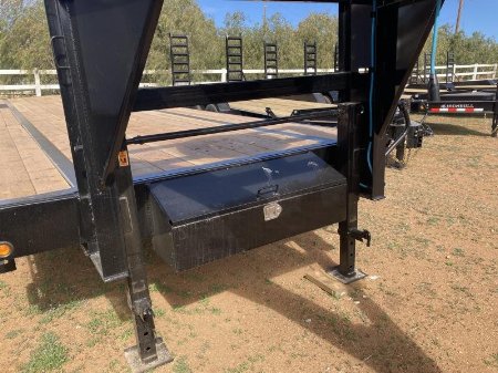 New 2024 BIG TEX TRAILERS 16GN-40 Flatbed Trailer