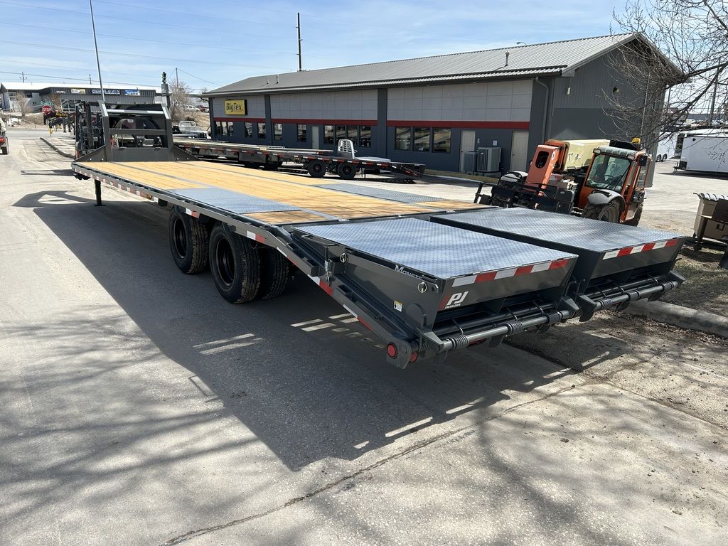 New 2024 PJ Trailers LowPro Flatdeck With Duals (LD) 35' Flatbed