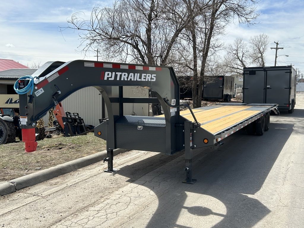 New 2024 PJ Trailers LowPro Flatdeck With Duals (LD) 35' Flatbed