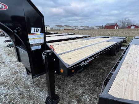 New 2025 PJ TRAILERS LD252 Equipment Trailer 102X25 FLIP-OVER MONSTER RAMPS (GVW:25000)