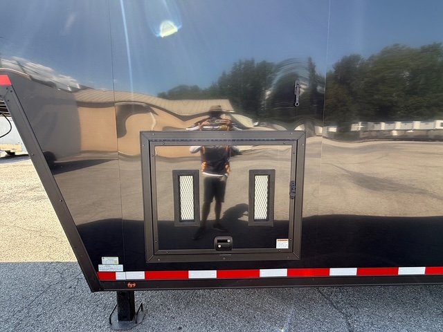 New 2024 VINTAGE 8.5 X 44 RACE TRAILER