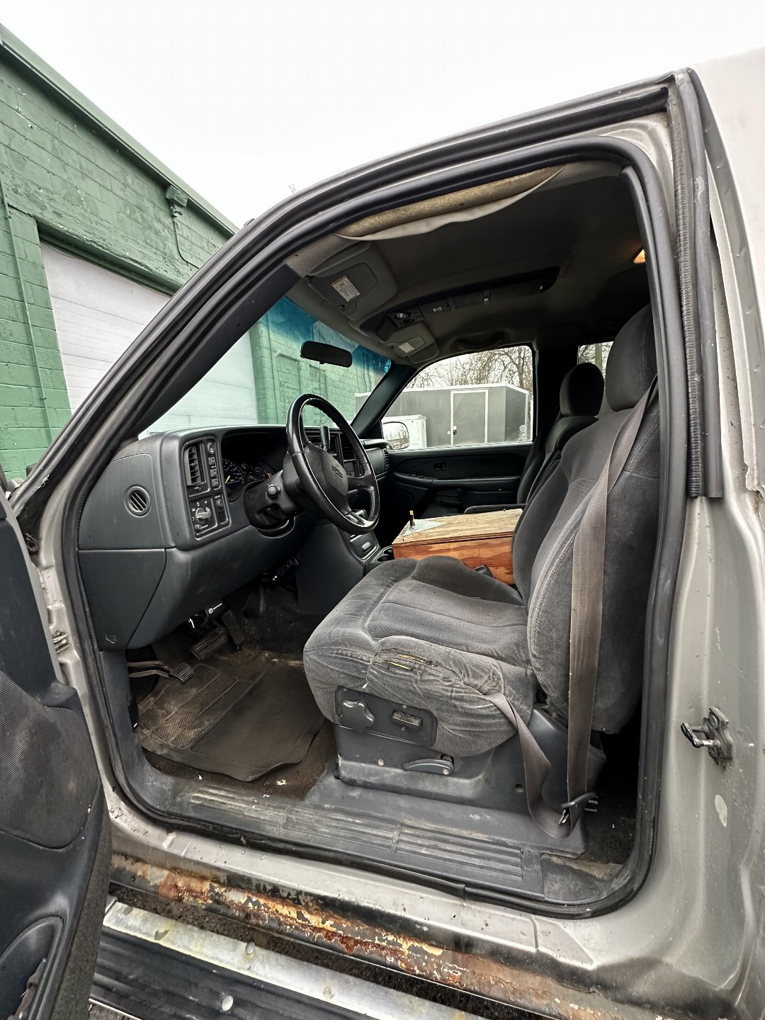 Used 2000 GMC 2500 3/4 TON Truck