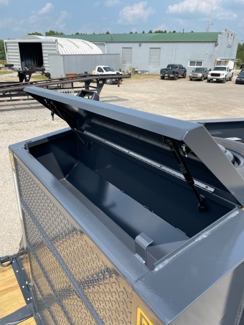 New 2024 Belmont 40' Gooseneck Deckover