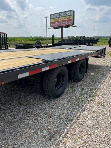 New 2024 Belmont 40' Gooseneck Deckover