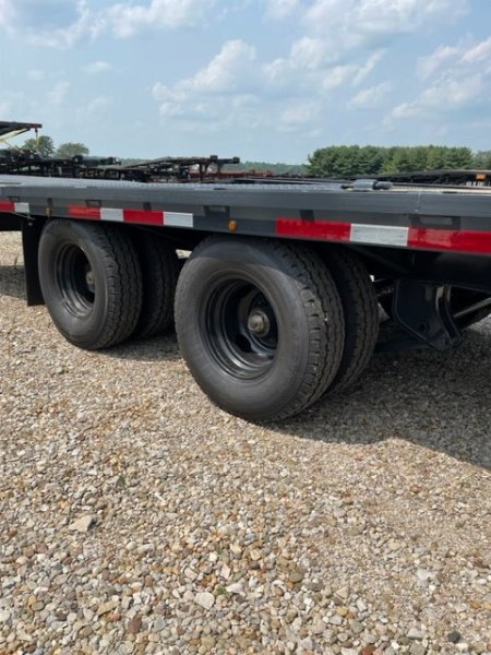 New 2024 Belmont 40' Gooseneck Deckover