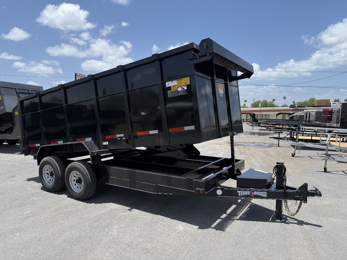 New 2025 TEXAS BRAGG TRAILERS 7x16 4ft Walls Dump Trailer