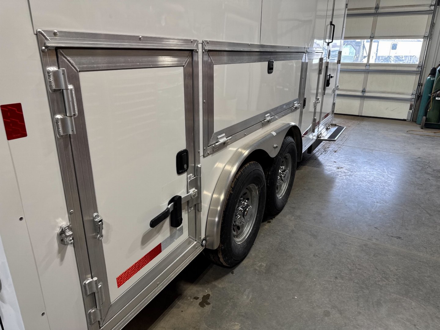 New 2025 Logan Coach Contractor Tool Crib