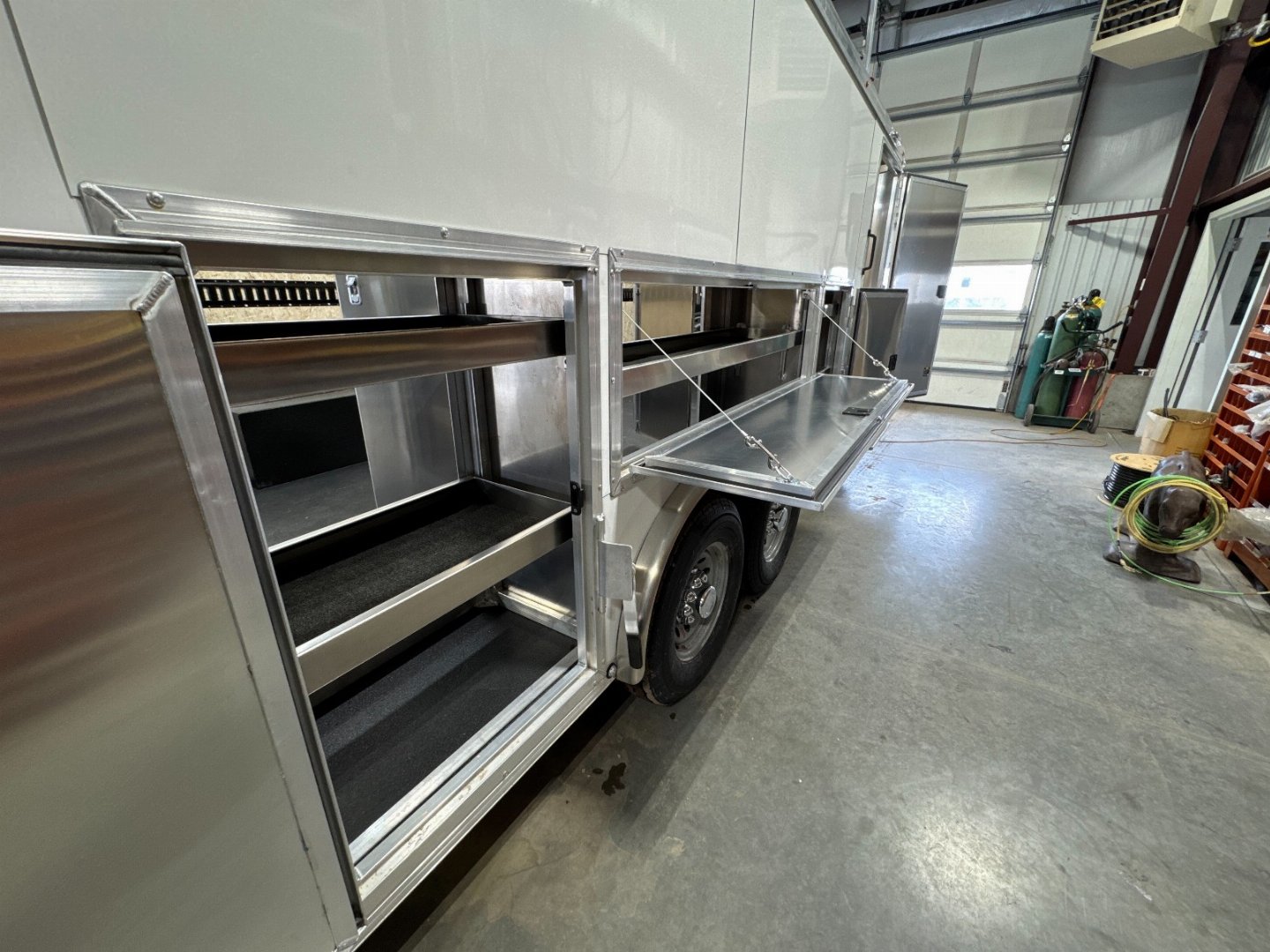 New 2025 Logan Coach Contractor Tool Crib