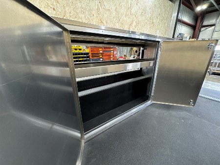 New 2025 Logan Coach Contractor Tool Crib