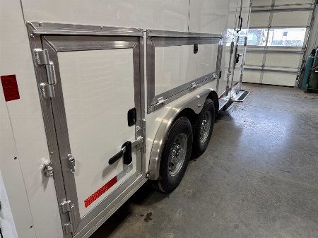 New 2025 Logan Coach Contractor Tool Crib