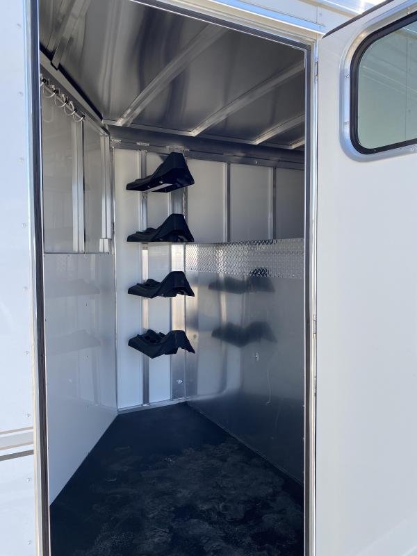 New 2022 Sundowner Trailers 4 Horse Gooseneck Trailer