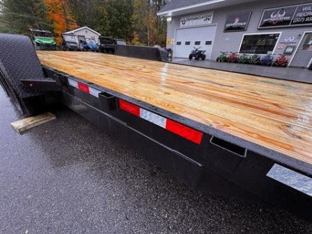 New 2025 Down2Earth 82X20 Car Hauler 10,000 LB GVRW (DTE8220WZH5.2B) for Sale