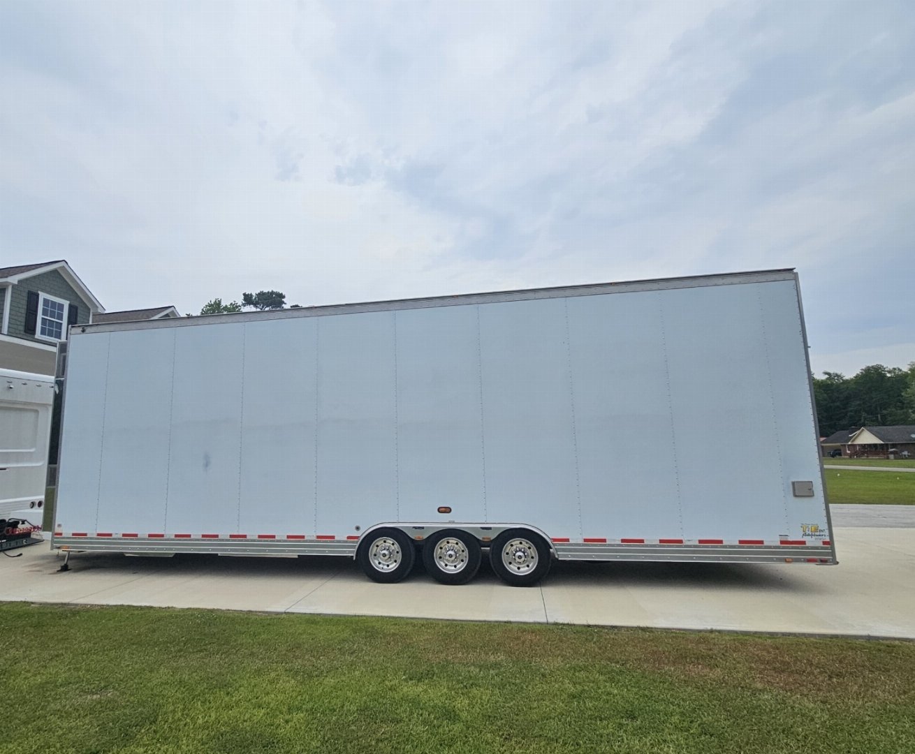 Used 2003 T & E Enterprises Loaded 36’ Stacker Trailer