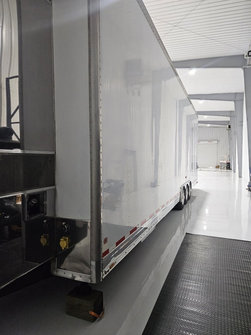 Used 2003 T & E Enterprises Loaded 36’ Stacker Trailer