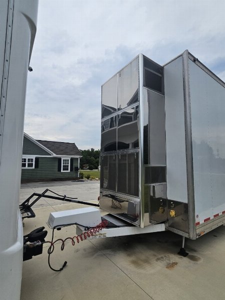 Used 2003 T & E Enterprises Loaded 36’ Stacker Trailer