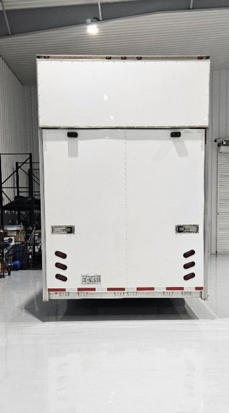 Used 2003 T & E Enterprises Loaded 36’ Stacker Trailer