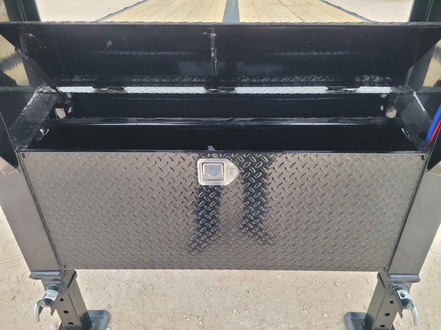 New 2025 Load Trail 40' 24k Gooseneck w/ Max Ramps