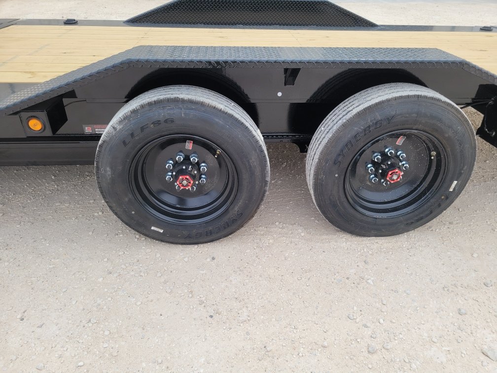 New 2025 Load Trail 102"X26' 20K Gooseneck Tilt