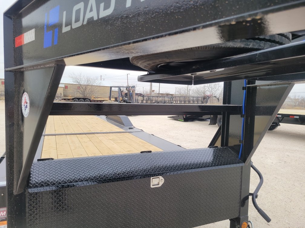 New 2025 Load Trail 102"X26' 20K Gooseneck Tilt