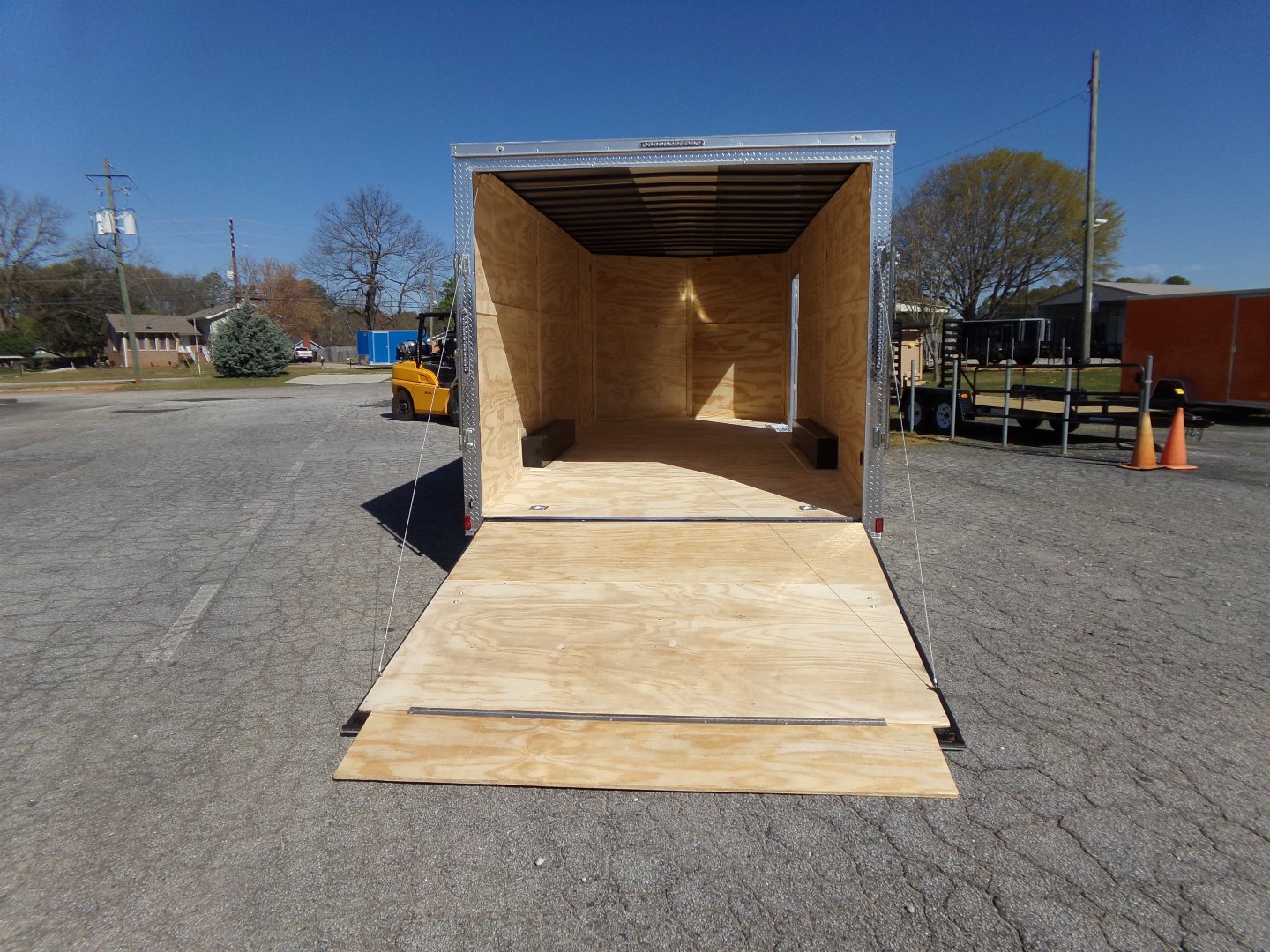 New 2025 Extreme Trailers 8.5X20TA-5200 Cargo / Enclosed Trailer