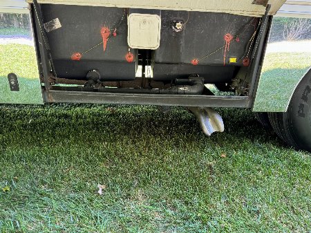 Used 2008 Renegade 45’ T andem Axle Motorcoach