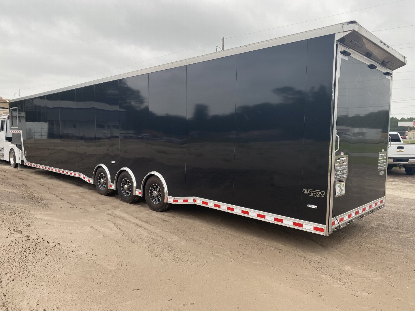 Used 2020 Bravo 48’ Icon Gooseneck Race Trailer