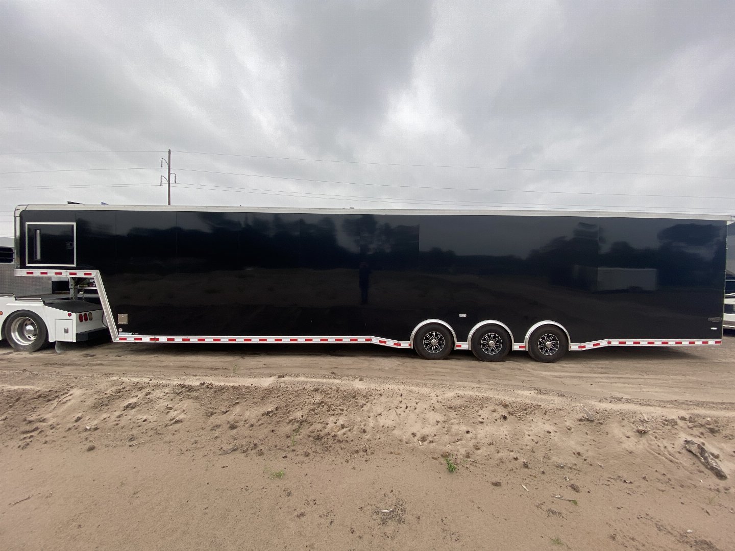 Used 2020 Bravo 48’ Icon Gooseneck Race Trailer