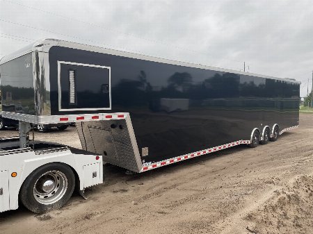 Used 2020 Bravo 48’ Icon Gooseneck Race Trailer