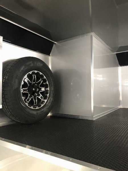 Used 2020 Bravo 48’ Icon Gooseneck Race Trailer