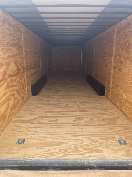 Used 2022 Peach Cargo 34’ V-Nose Trailer