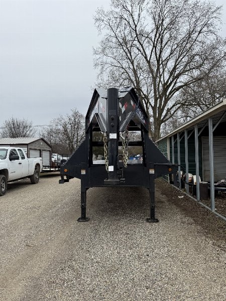 Used 2023 Load Trail 35+5 GOOSENECK 25.9K Deckover Trailer