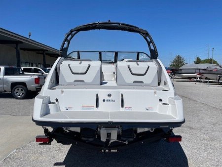 New 2025 Yamaha Boats AR 220 Jet Boat