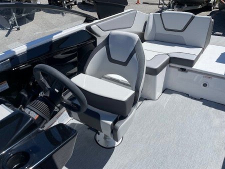 New 2025 Yamaha Boats AR 220 Jet Boat
