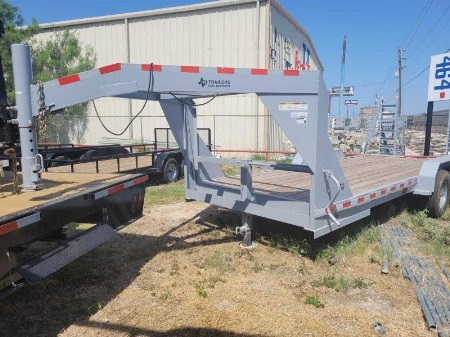 New 2022 P&C Trailers 83''X20' GN CAR HAULER TRAILER Equipment Trailer